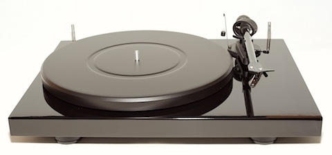 Pro-Ject_Debut_Carbon_1
