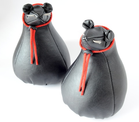 Entreq Vibb Eater… out, damned vibes